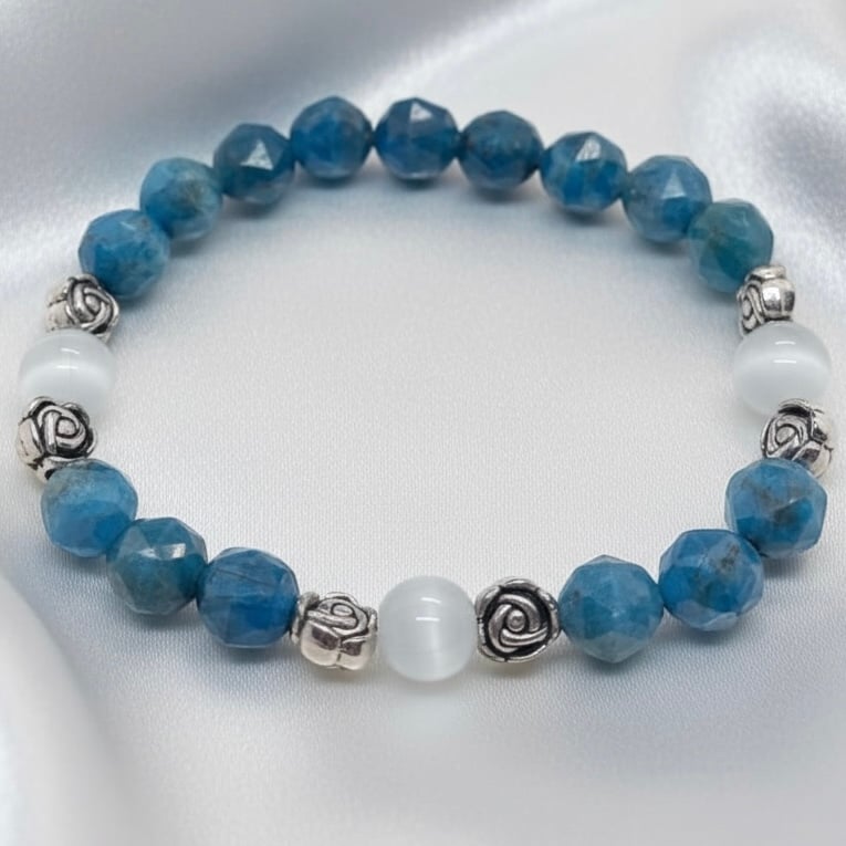 Selenite and Apatite Handmade Stretch Bracelet