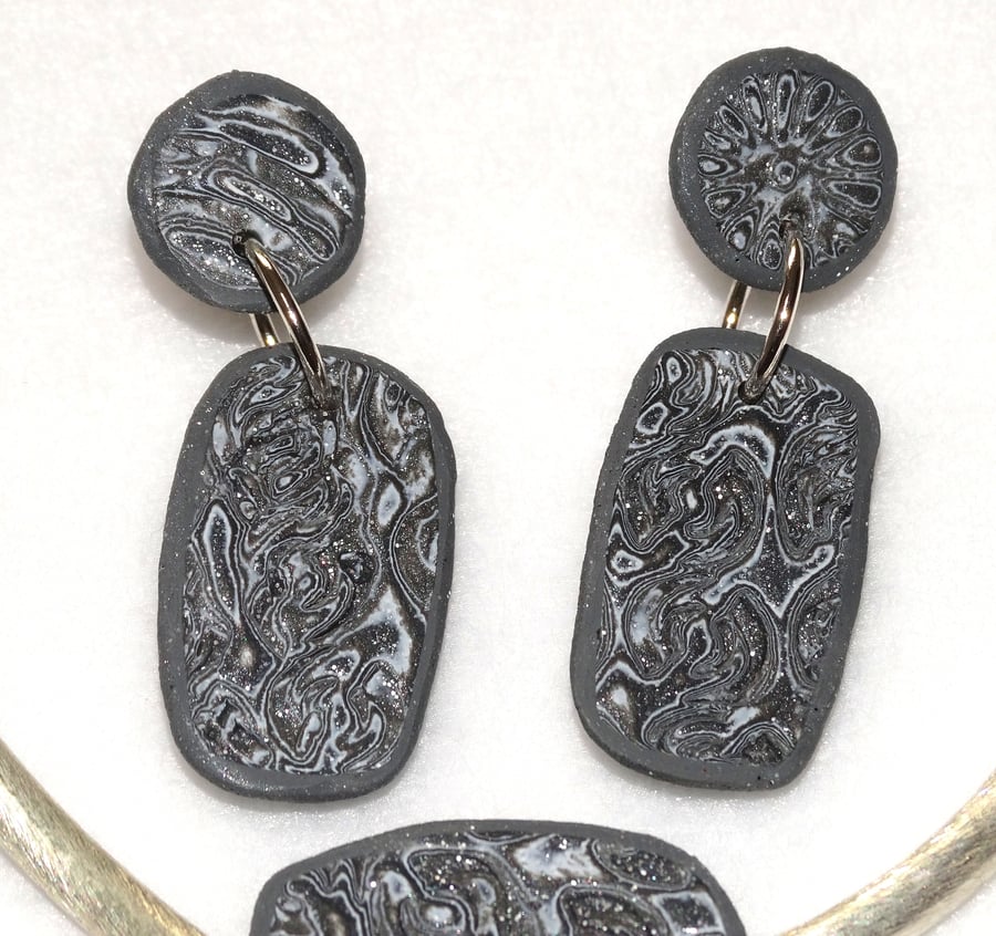 SERENITY EARRINGS