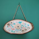 Wooden wall art Mr and Mrs (oval)