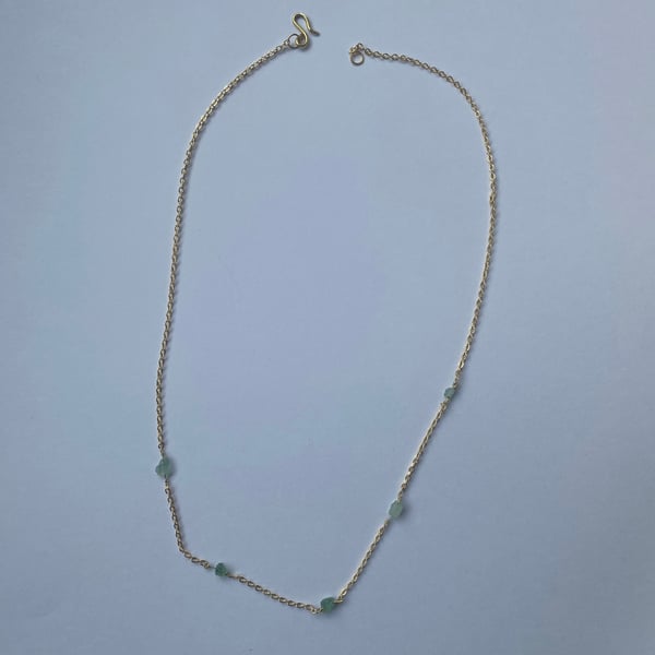Aurielle – Delicate Emerald Gemstone Necklace