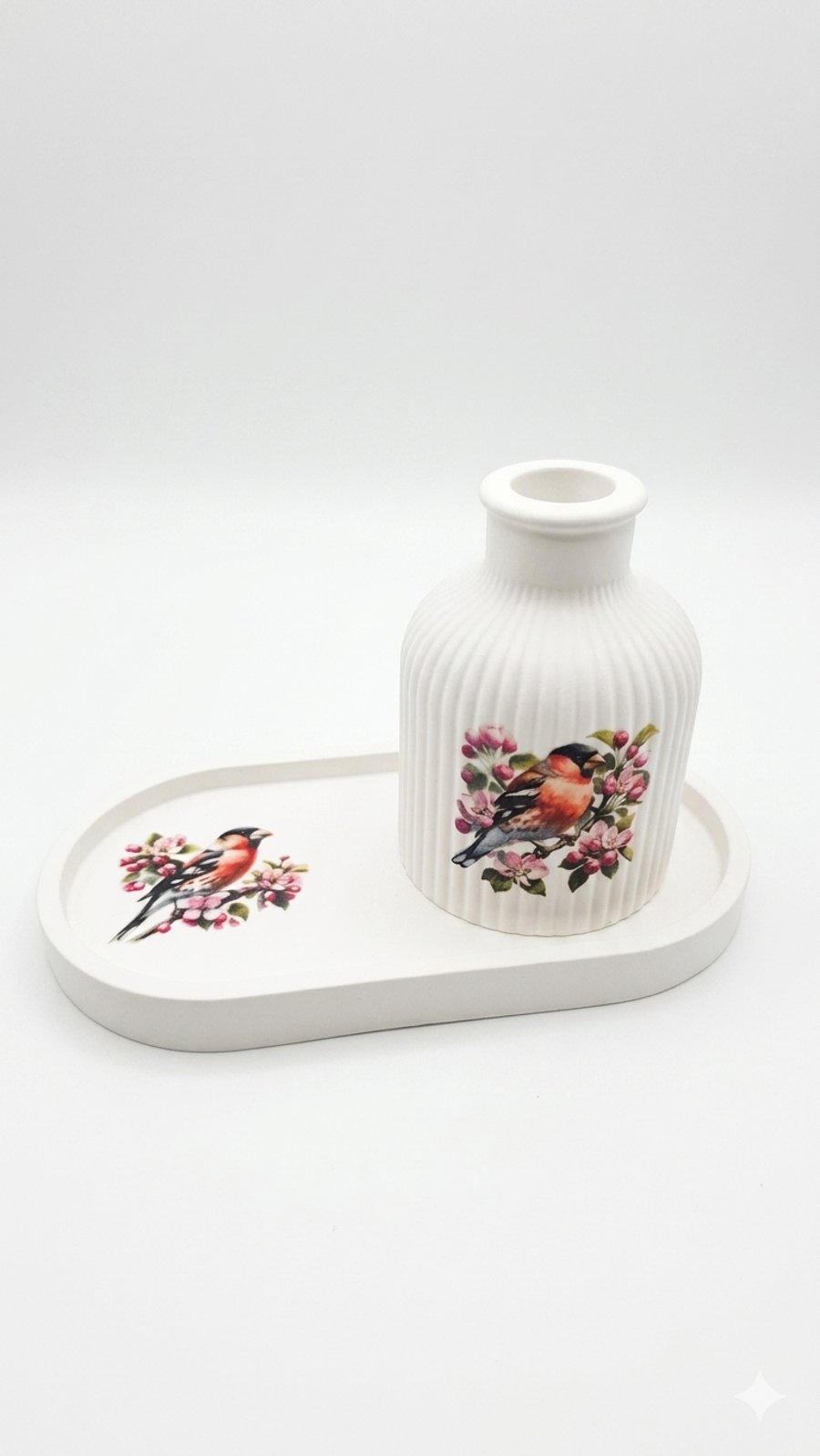 Handmade Eco Resin Bullfinch Vase and Trinket Tray Set - Sustainable Botanical B