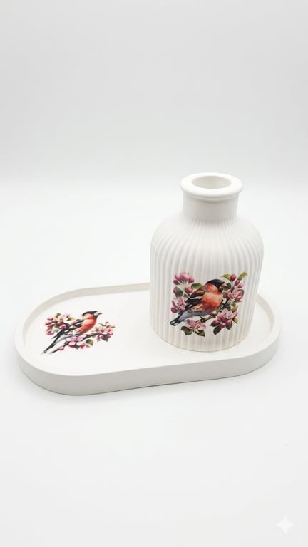 Handmade Eco Resin Bullfinch Vase and Trinket Tray Set - Sustainable Botanical B
