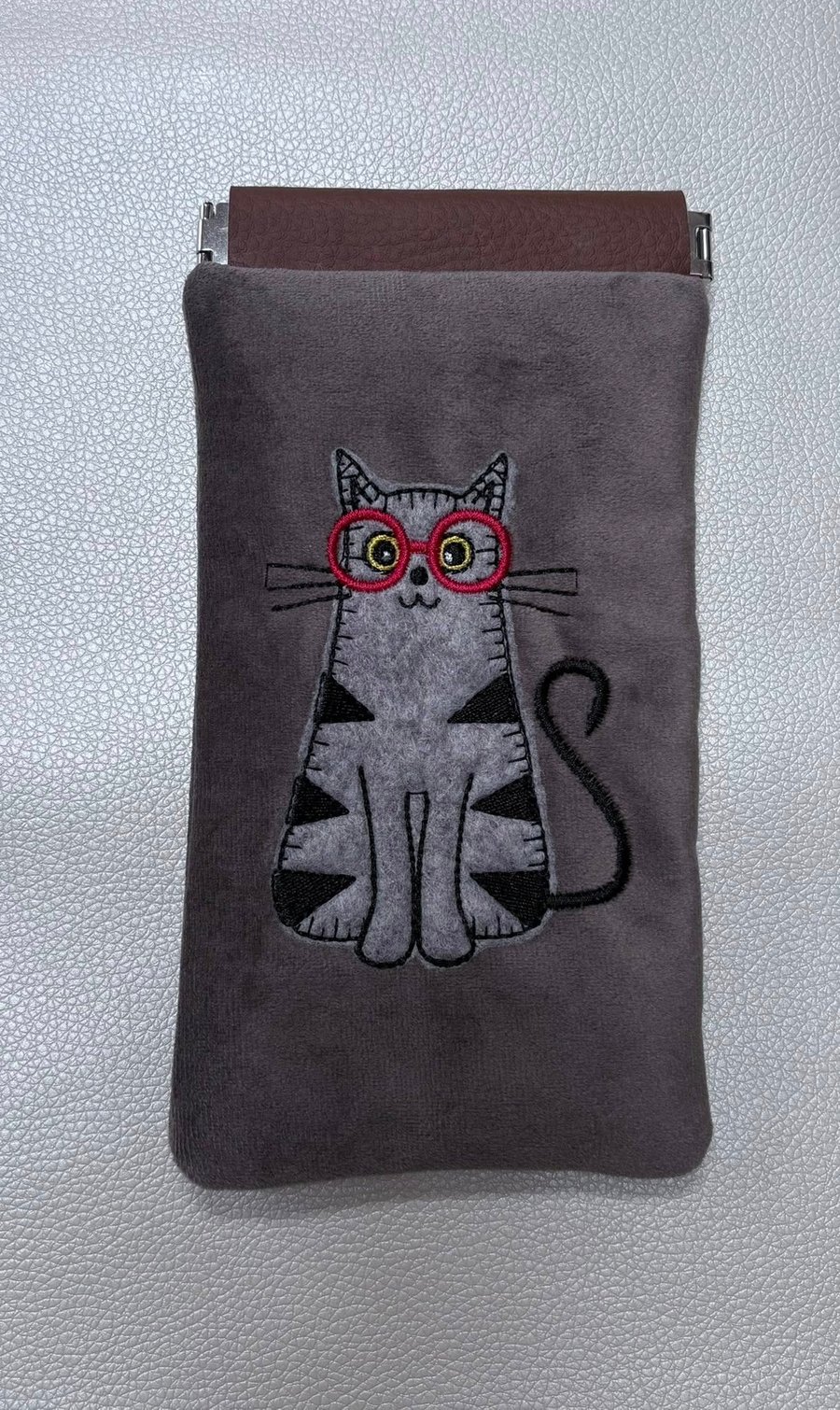Embroidered Glasses case  - Cat 
