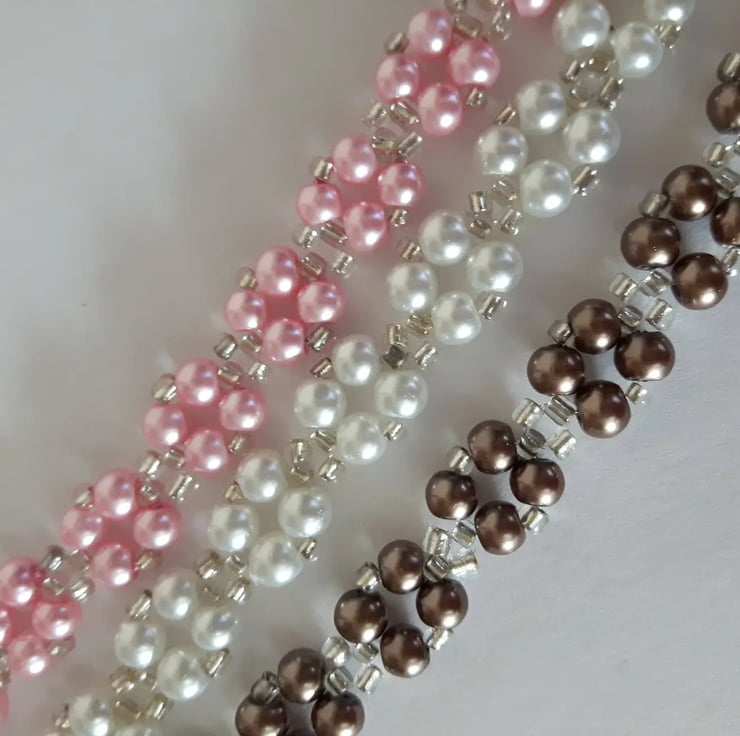 Handmade, Wire, Pearls, Pink and White Glass Beads Coquette Necklace -   Canada