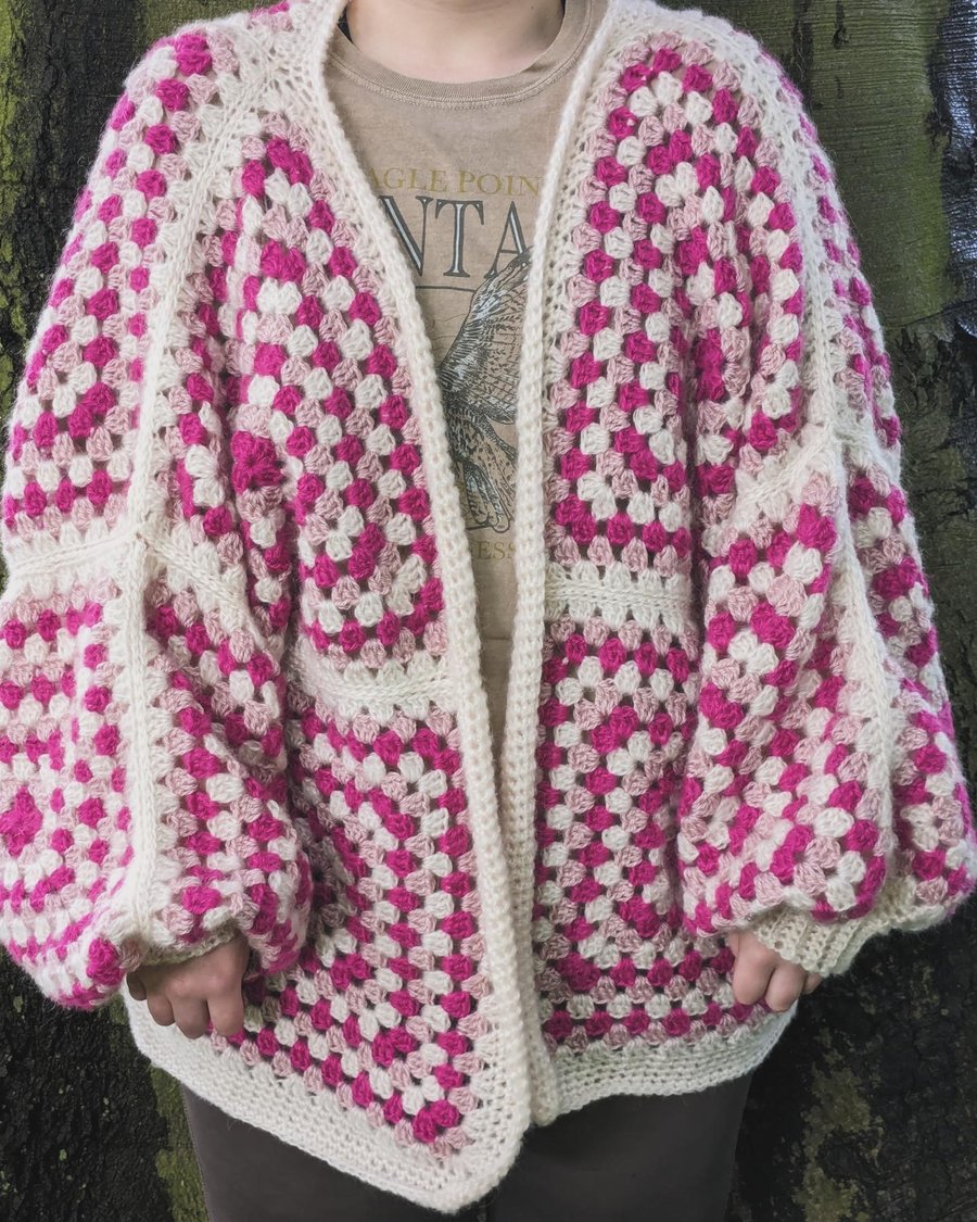 Large granny square crochet pattern cardigan 