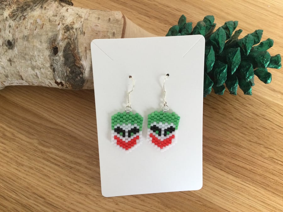 Joker earrings deals