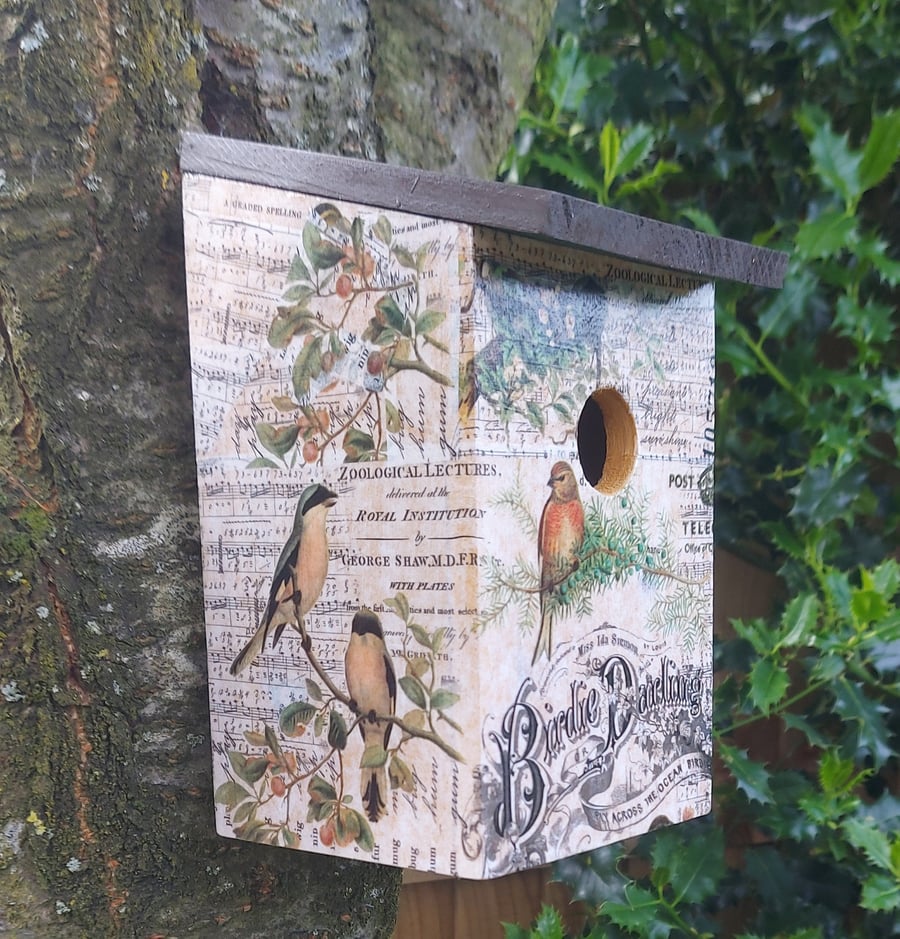 BirdHouse, Nesting Box, Garden Bird Box, Bird Box