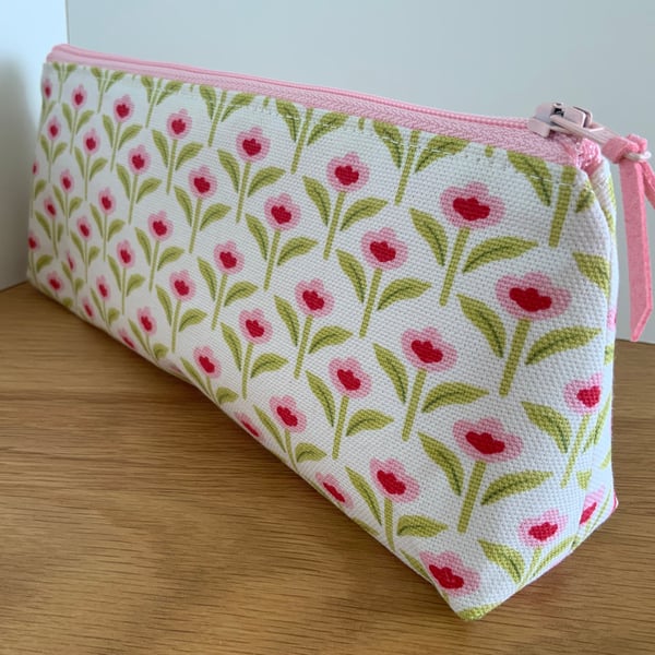 Fabric Brush Case, Pencil Case, Cosmetic Bag, Zipped Purse, Ditsy Floral, Pink