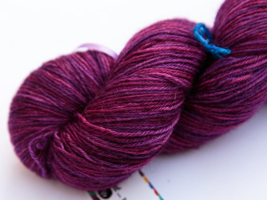 SALE: Passion - Superwash Bluefaced Leicester 4 ply yarn