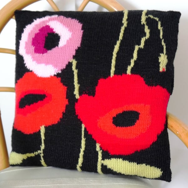 Knitting Pattern for Poppy Cushion.  Digital Pattern