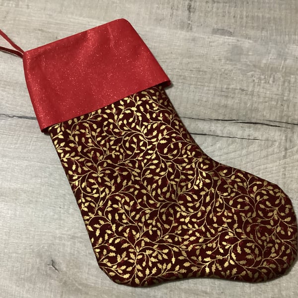 Christmas stocking in red and gold