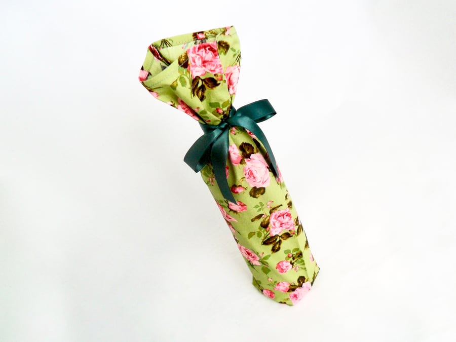 Floral bottle gift bag