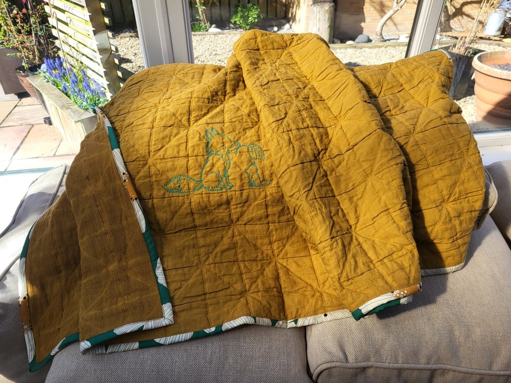 Gorgeous Handmade Luxury Fox Baby Blanket - Mustard & Green