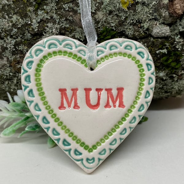 Small Ceramic heart decoration Mum