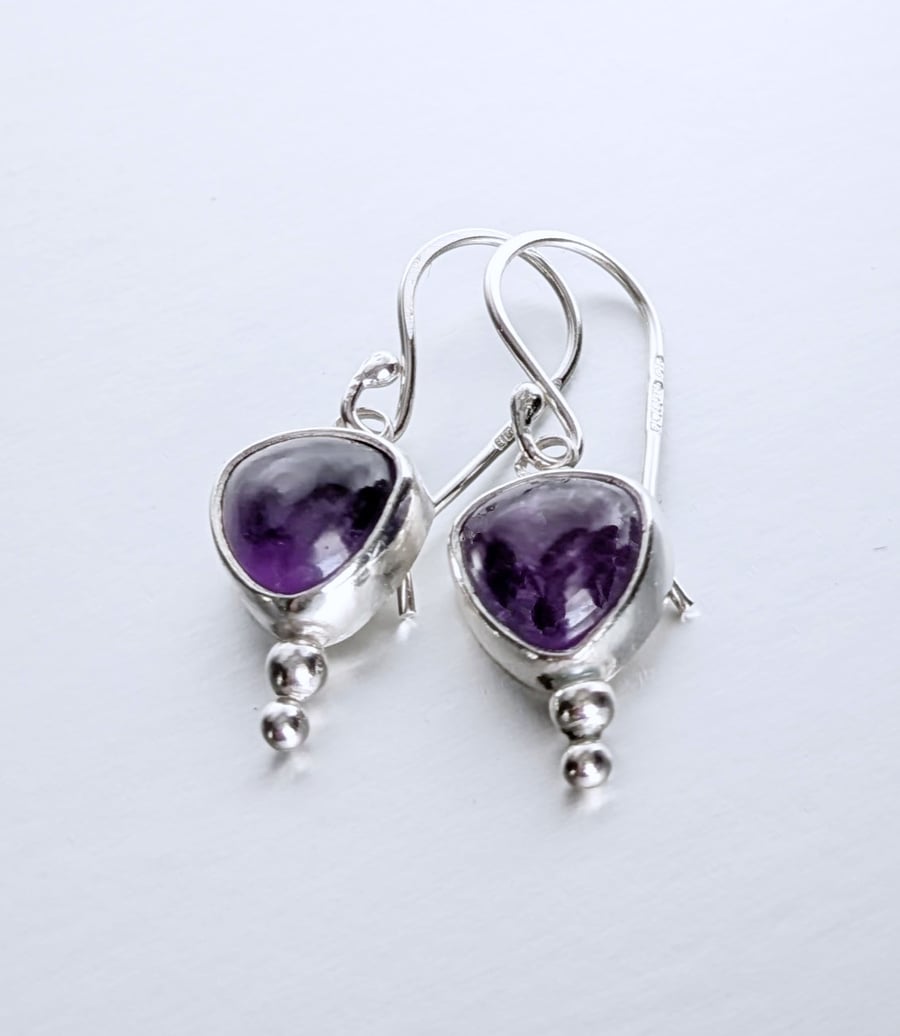 Amethyst dangle earring