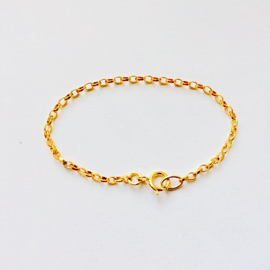 Small 14k Gold filled baby bracelet, gold newborn baby girl  bracelet gift