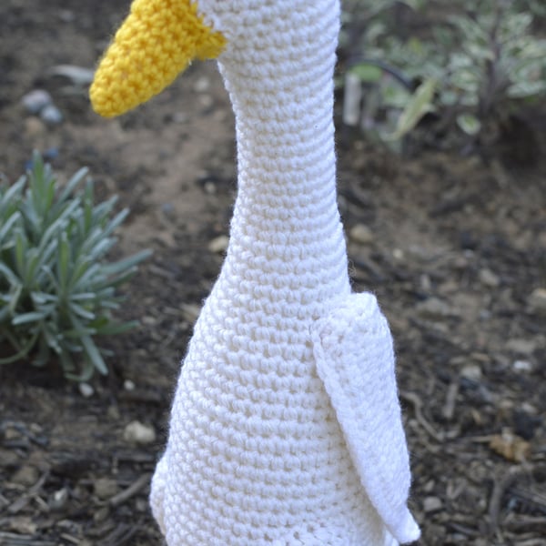 Runner Duck Crochet Plushie