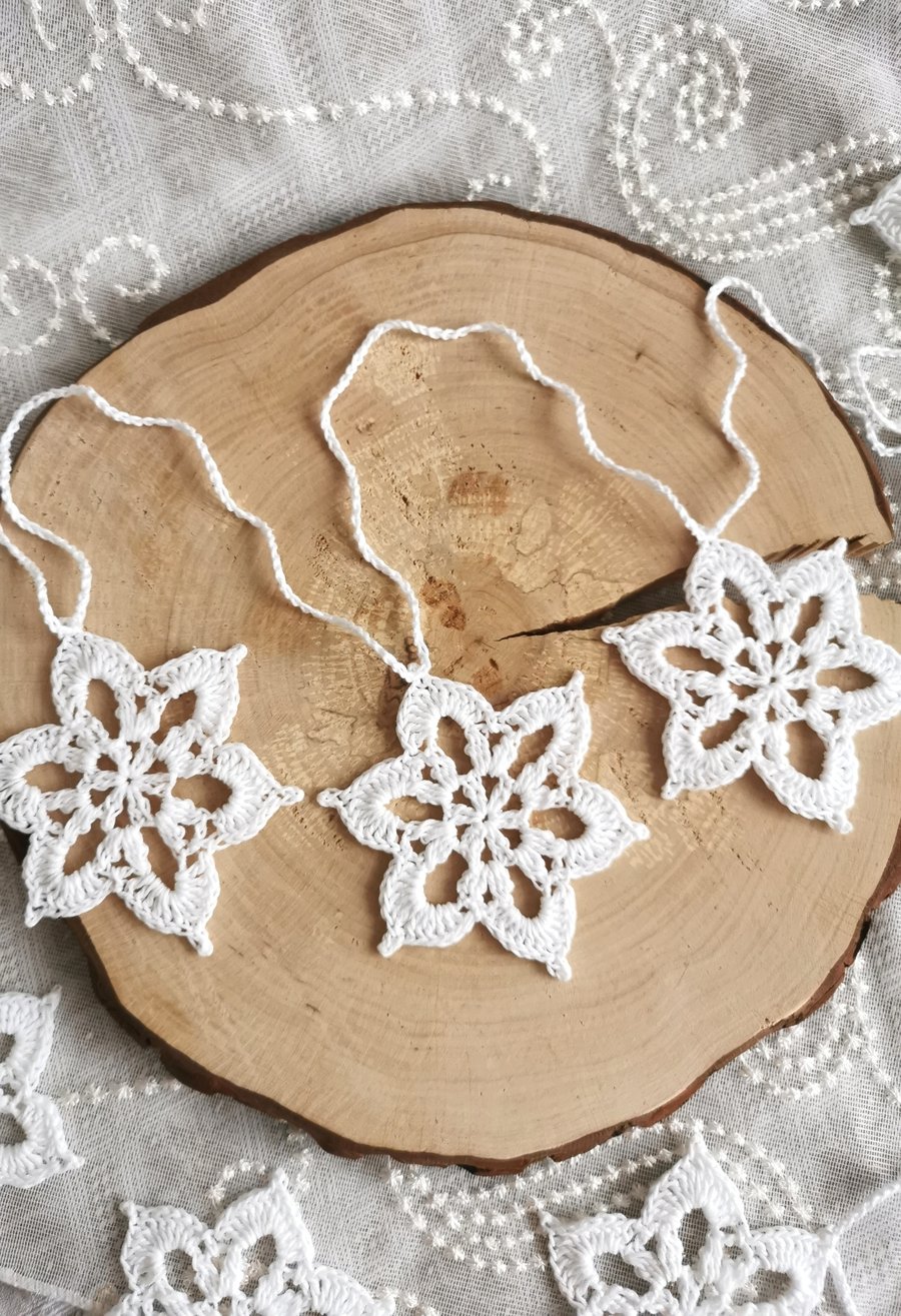 Hand crocheted Snowflake garland 