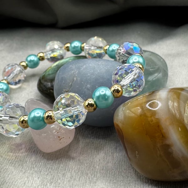 Crystal and glass pearl bead bracelet - elasticated 