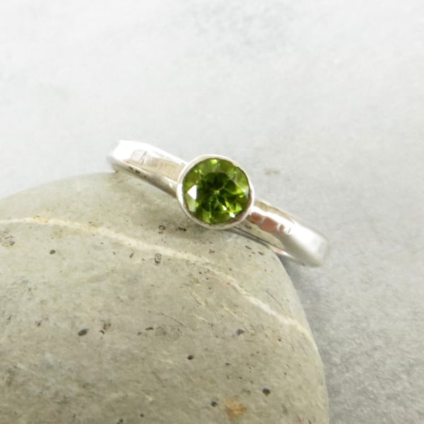 Peridot and silver solitaire ring, Gift for August birthday