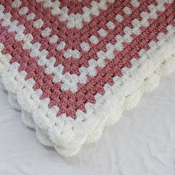 New Born Baby Girl Crochet Blanket.