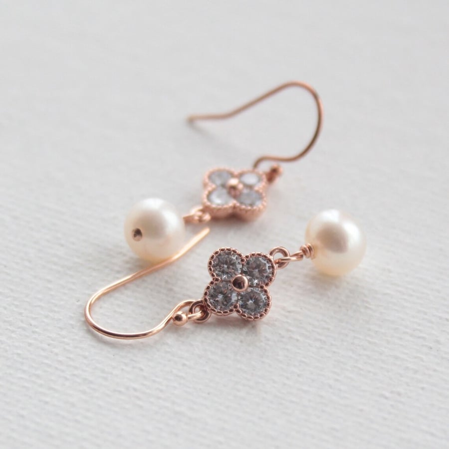 Dainty freshwater pearl earrings