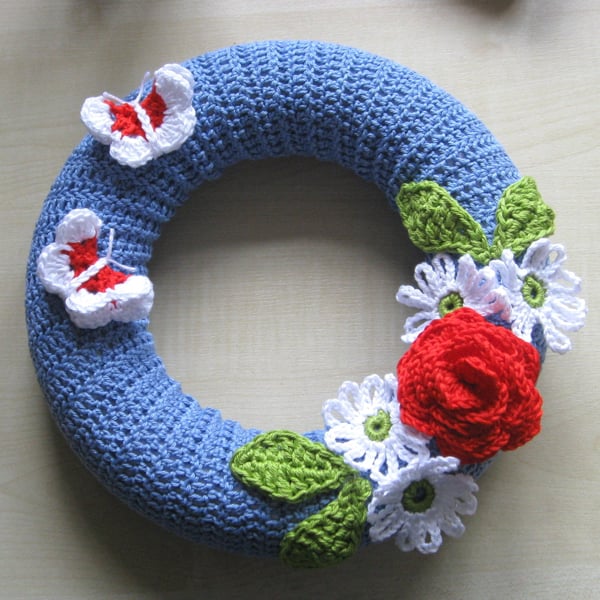 Crochet wreath pattern. Photo tutorial. PDF pattern. 