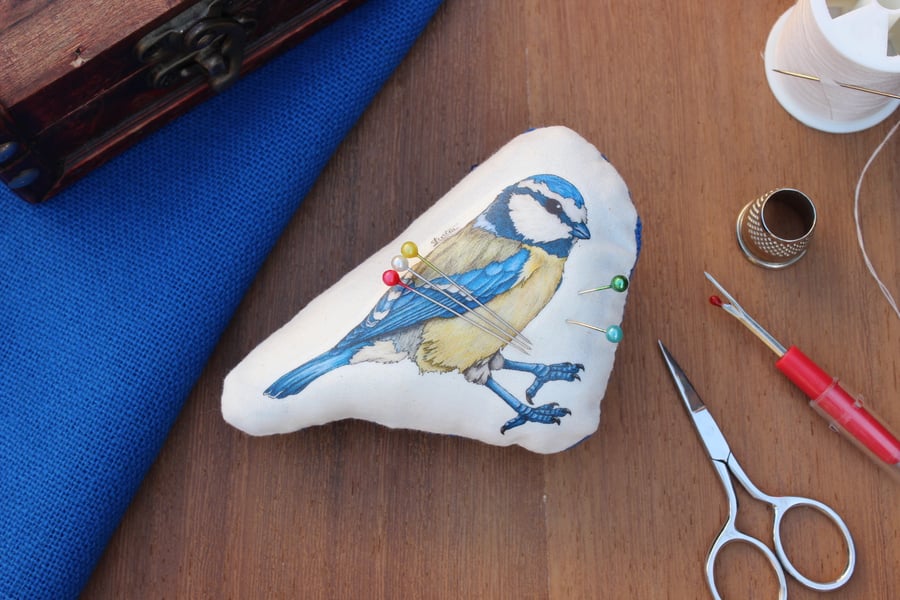 Blue-tit Welsh Tweed Magnetic Pin Cushion - Bird Plush Needle Minder Gift