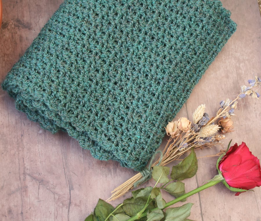 Tweed-effect Crocheted Scarf - Indoor Scarf - Beautiful textured crocheted scarf