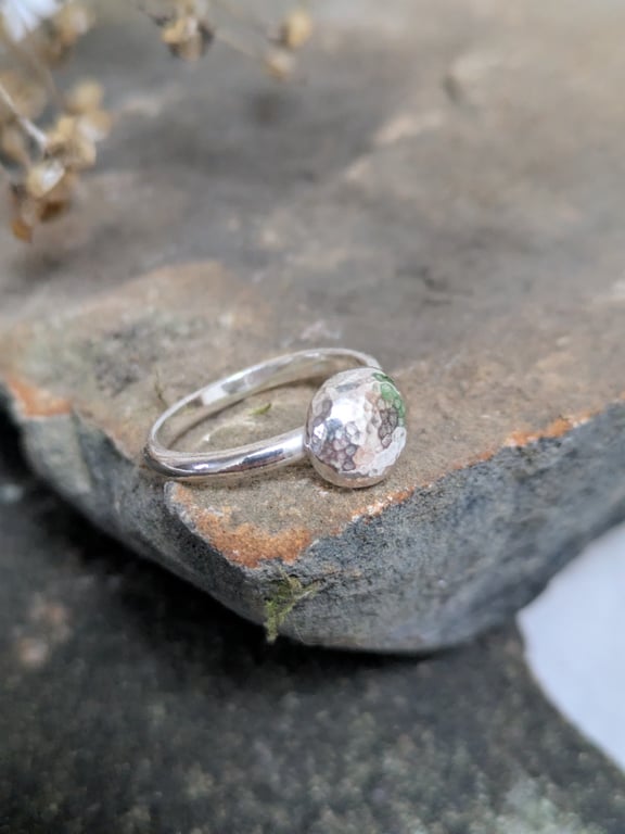 Hammered silver pebble ring 