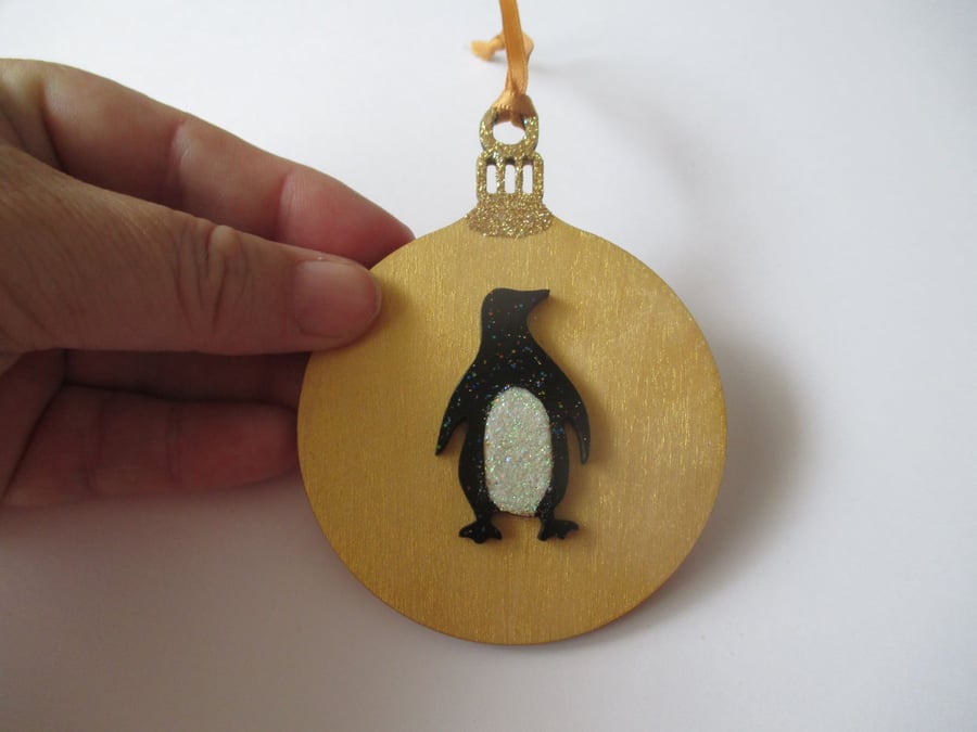 Penguin Christmas Tree Bauble Decoration Wood Wooden Glittery Hanging Bird