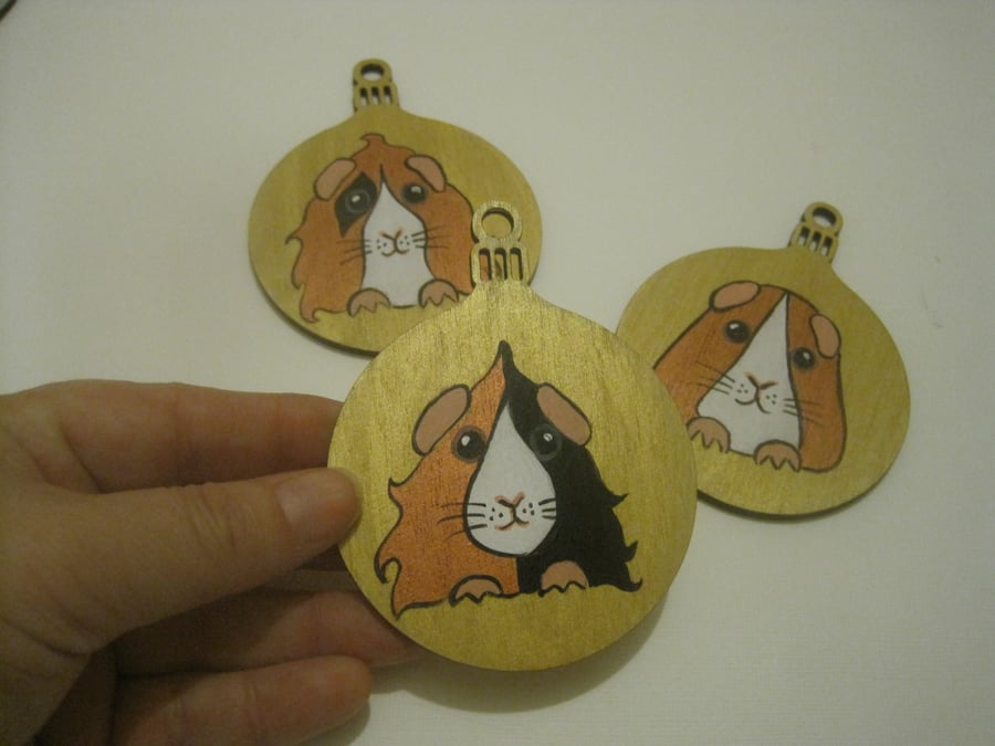 3x Christmas Decoration Guinea Pig Bauble Hand Painted Pictures for Tree