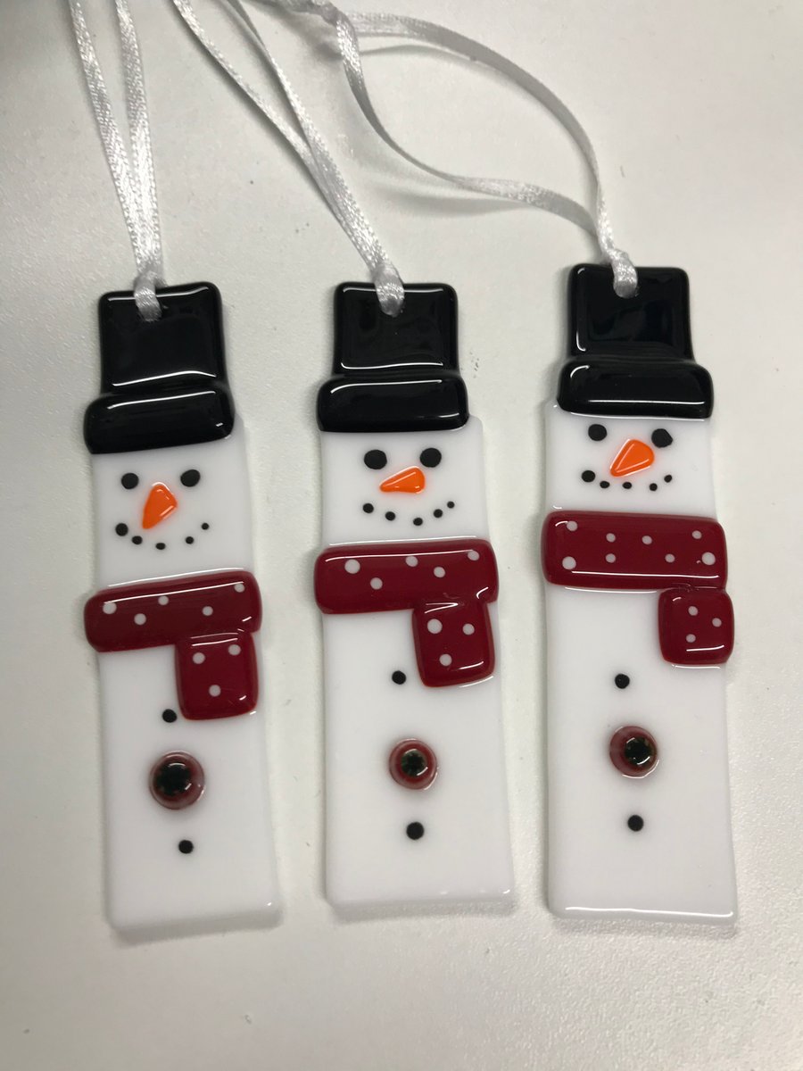 Fused glass snow man 