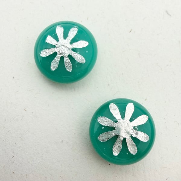 Green Fused Glass Fine Silver Flower Stud Earrings