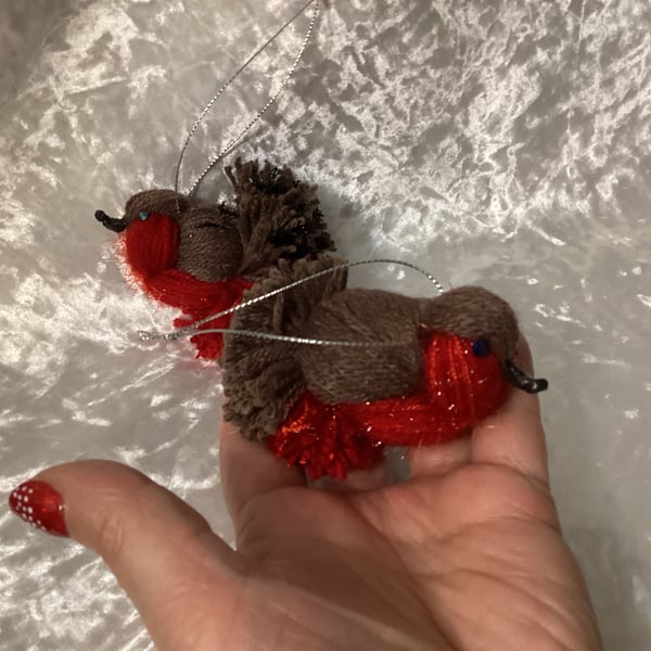 Set of 2 Robins , yarn Robin , Christmas Robin, Tree decoration.