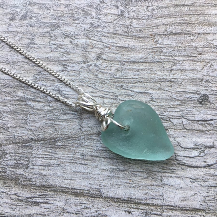 SOLD—Spring Green Seaglass Pendant - REF: SG 01