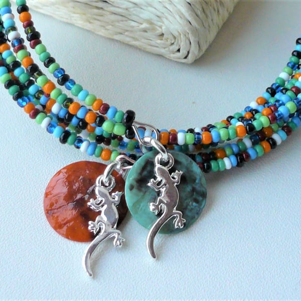 Memory Wire Wrap Bracelet Glass Seed Bead Lizard Gecko Themed KCJ1958