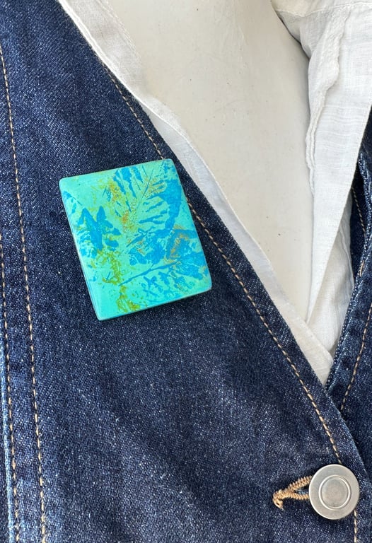 Blue Leaf Botanical Brooch