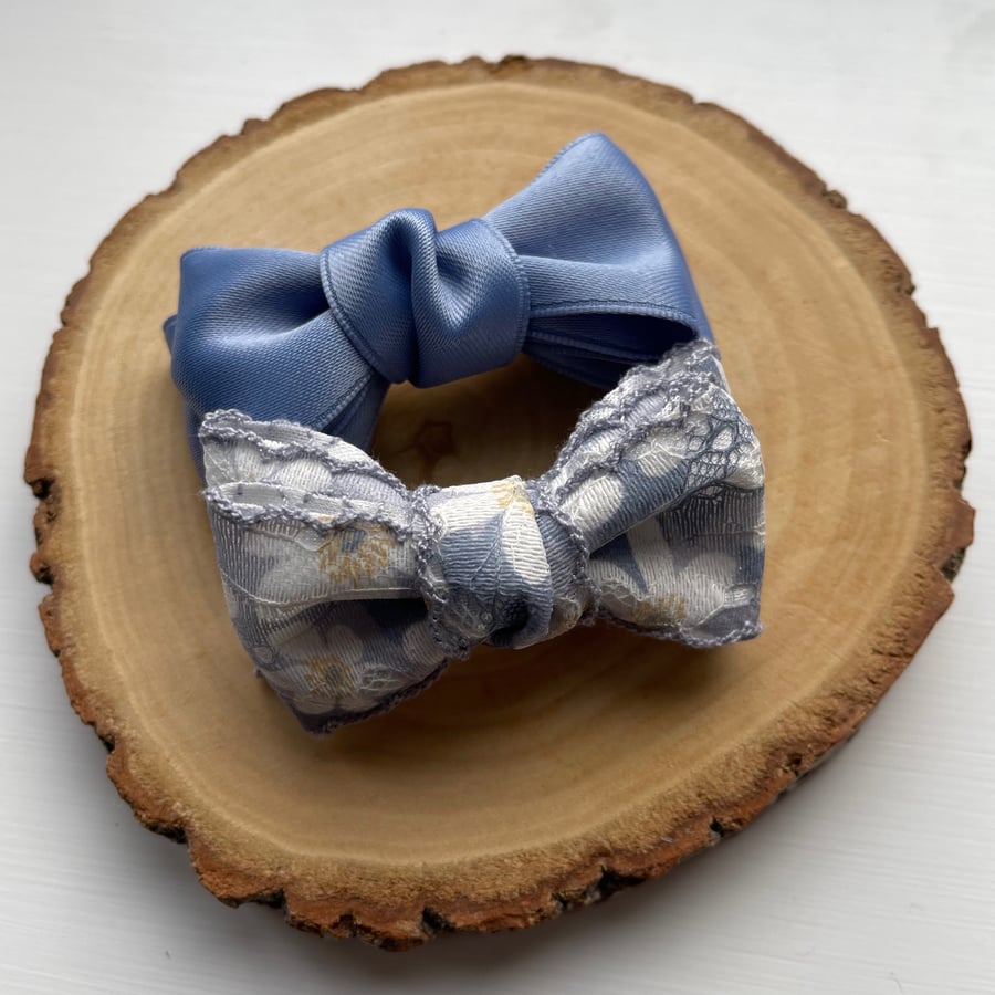 Set of 2 Bow Hair Clips (Blue Lace)