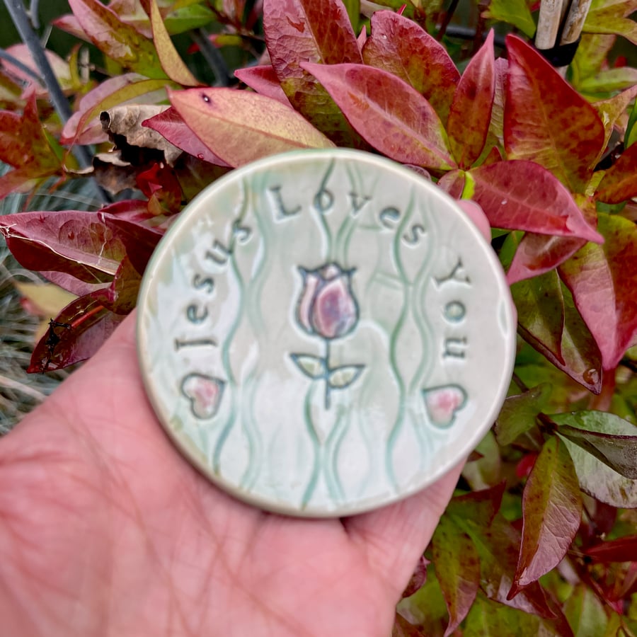 Ceramic Jewelry Dish – Jesus Loves You"