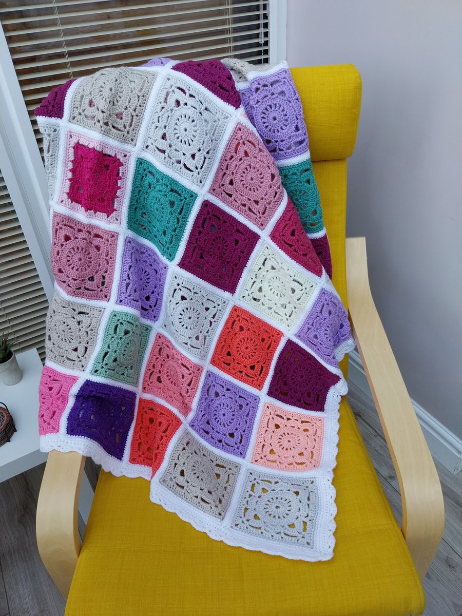 Crochet blanket 