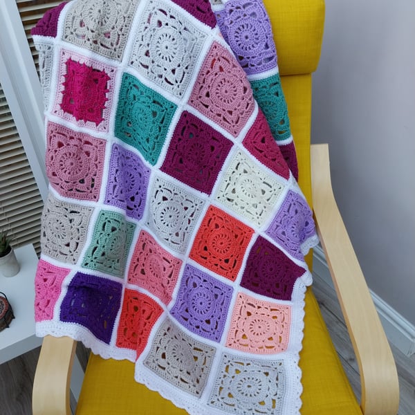 Crochet blanket 