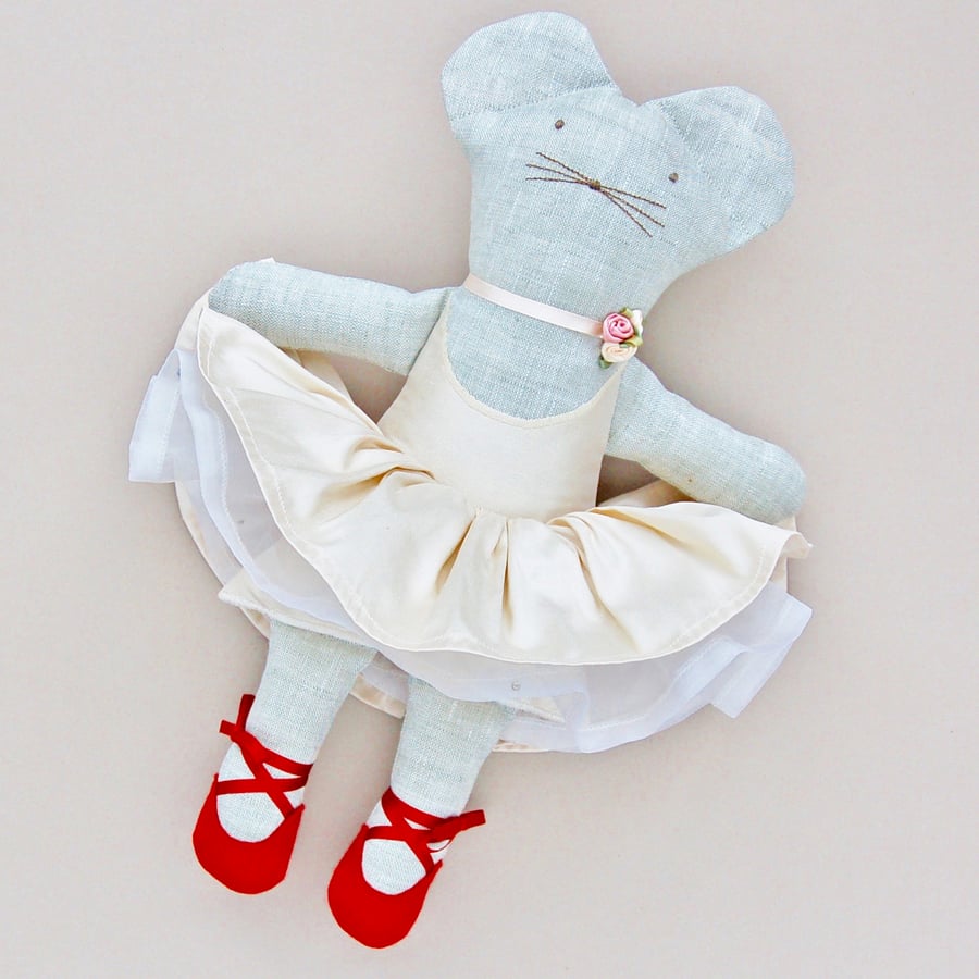 Red Shoes Ballet Mouse