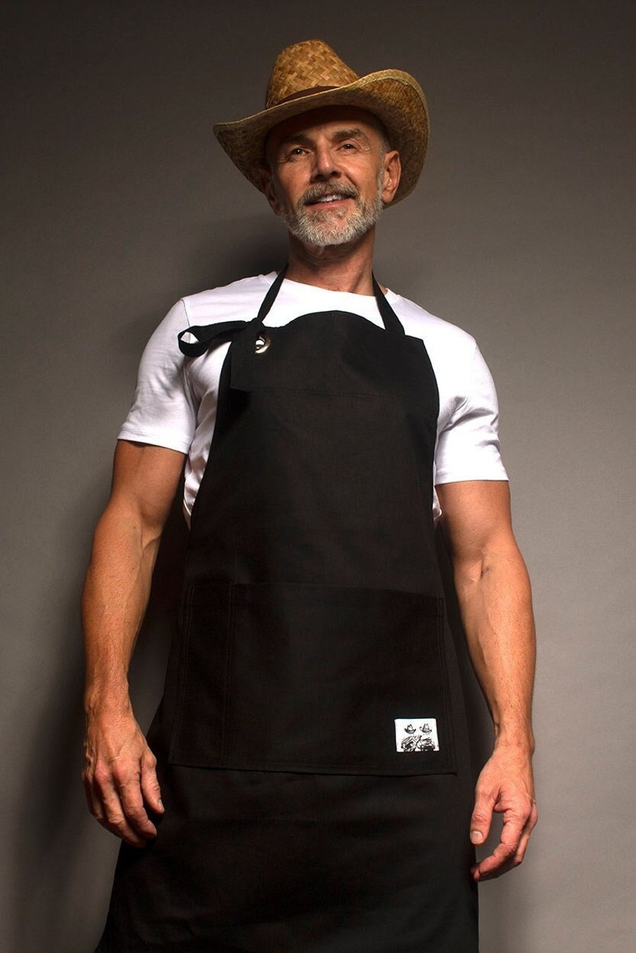 apron in BLACK (never out of stock)