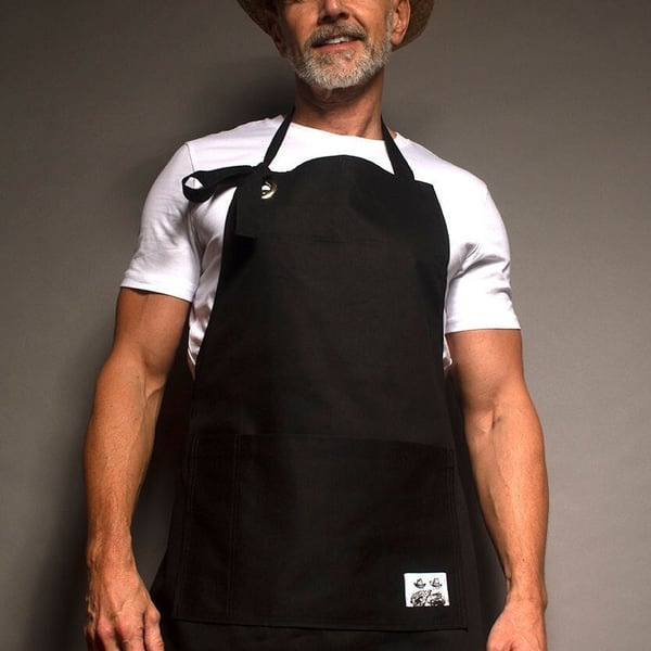 apron in BLACK (never out of stock)
