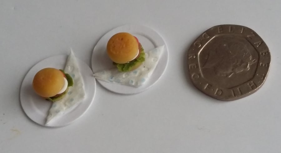 1.12TH SCALE BURGERS