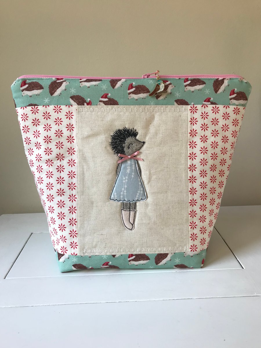 Harriet the hedgehog Christmas project bag