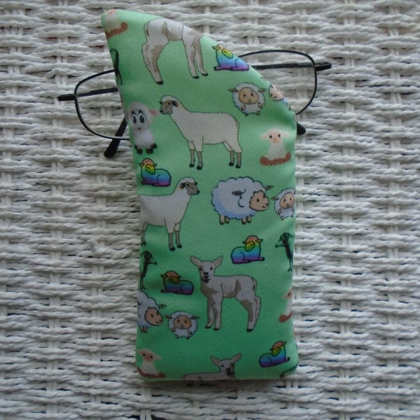 Sheep & Lambs Glasses Case Lined & Padded Unique Design.