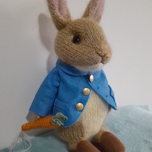 Peter Rabbit, Dotpebblesknits Design, Knitted Bunny Rabbit