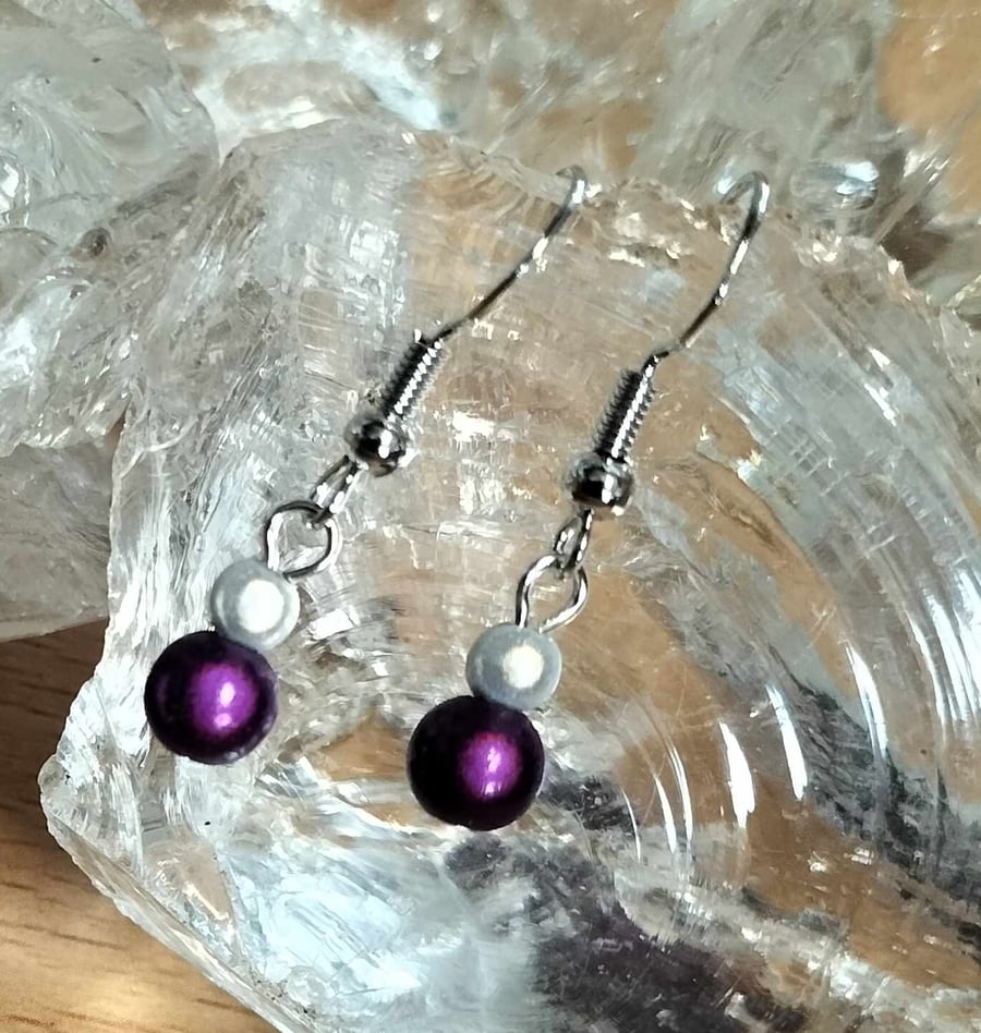 ER304 Purple and silver miracle bead drops
